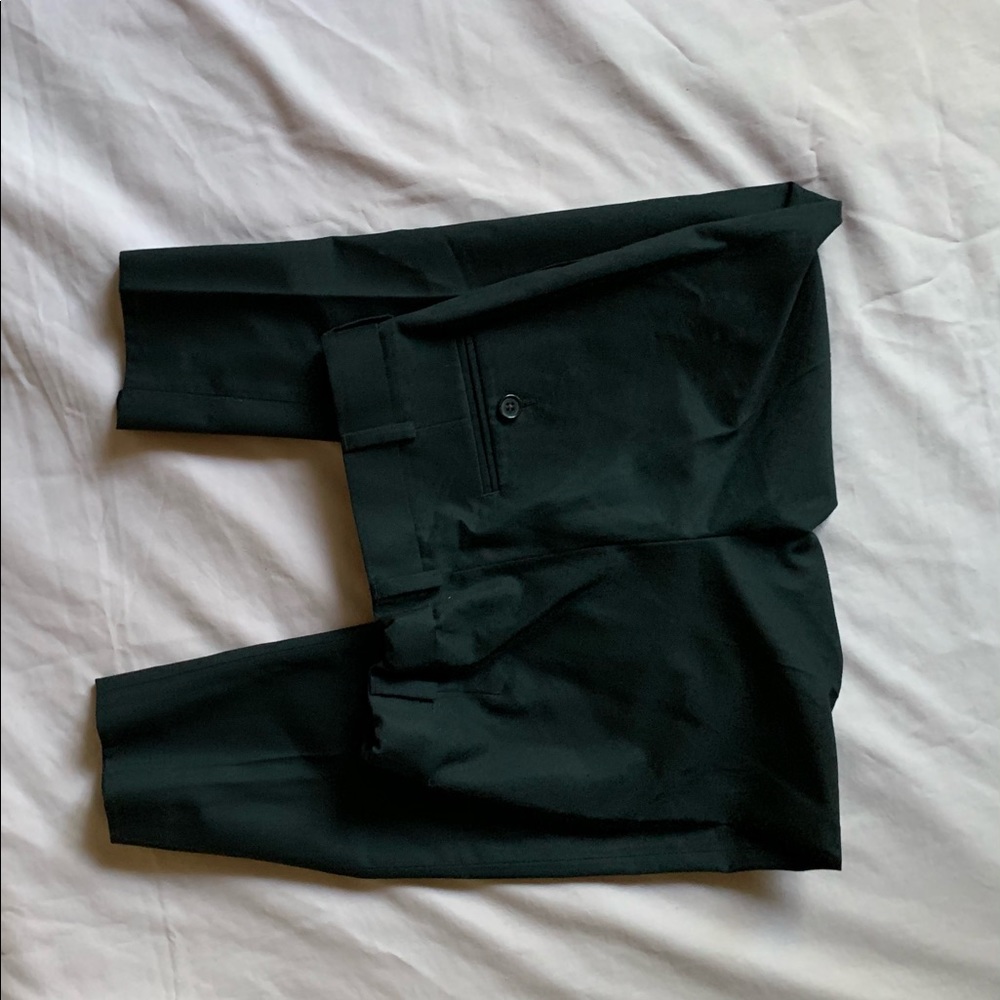 Used clothes - Picture 2 of 2